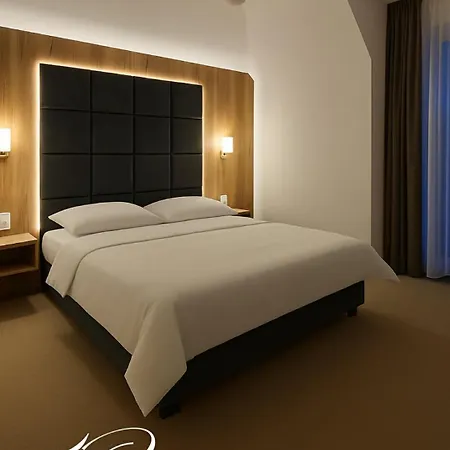 Eden Premium Sauna, Jacuzzi 3* Jastrzębia Góra